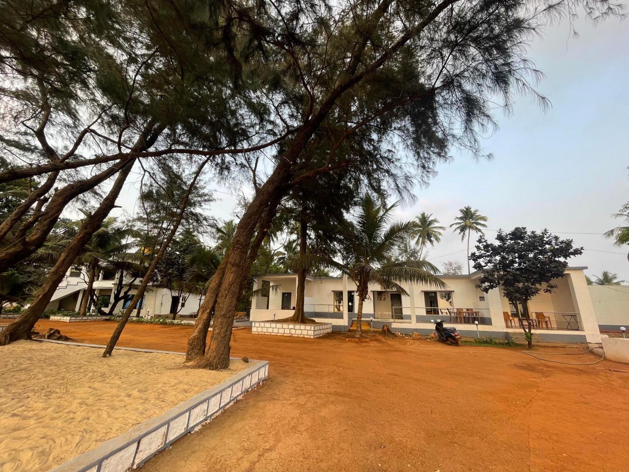 The Meraki Beach Resort 고카르나 외부 사진