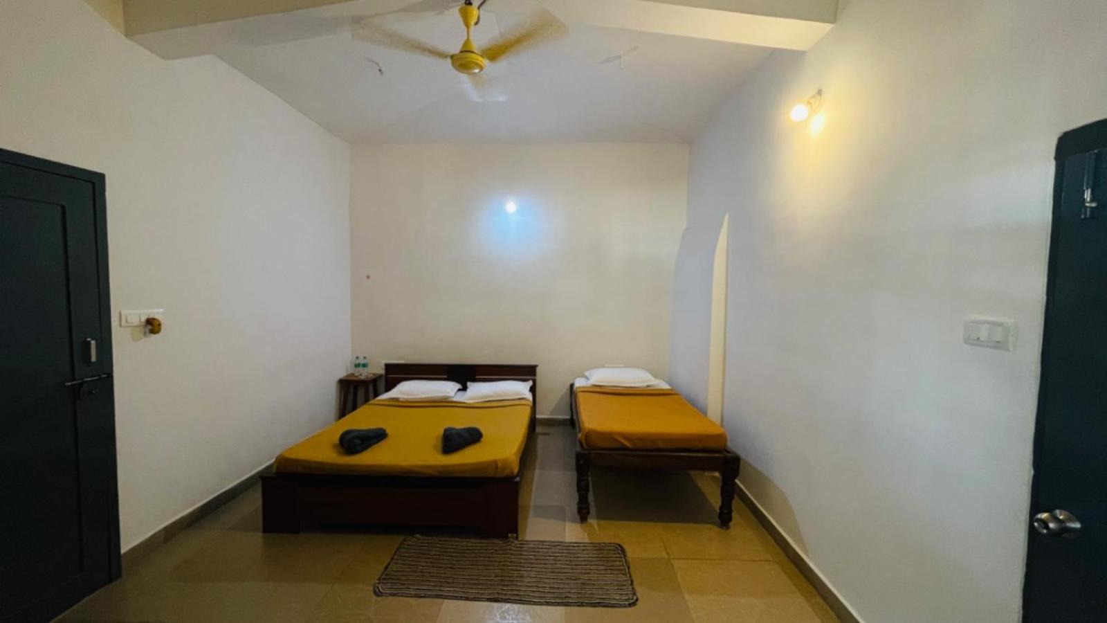 The Meraki Beach Resort 고카르나 외부 사진